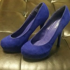 Size 8 1/2 Candies Stilettos